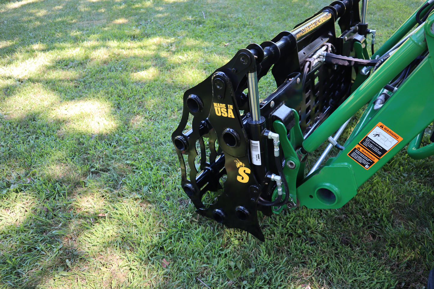 Stinger Attachments Compact Clam Grapple (CCG)