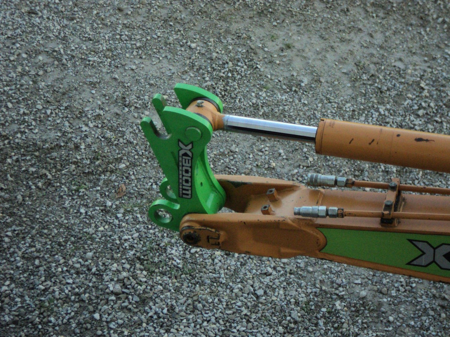 Amulet Manufacturing XBoom Ecavator to Skid Steer Coupler System