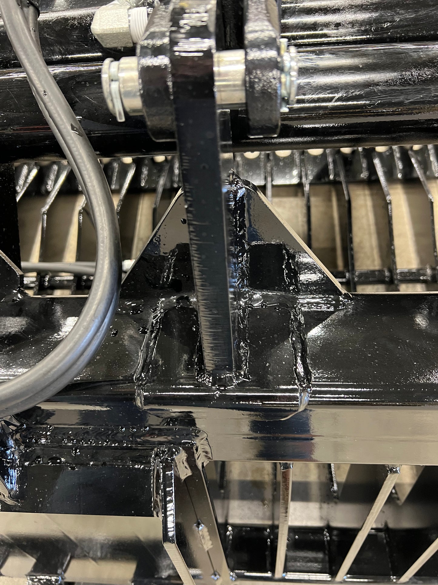 Stinger Attachments Rock Grapple Bucket for Skid Steer
