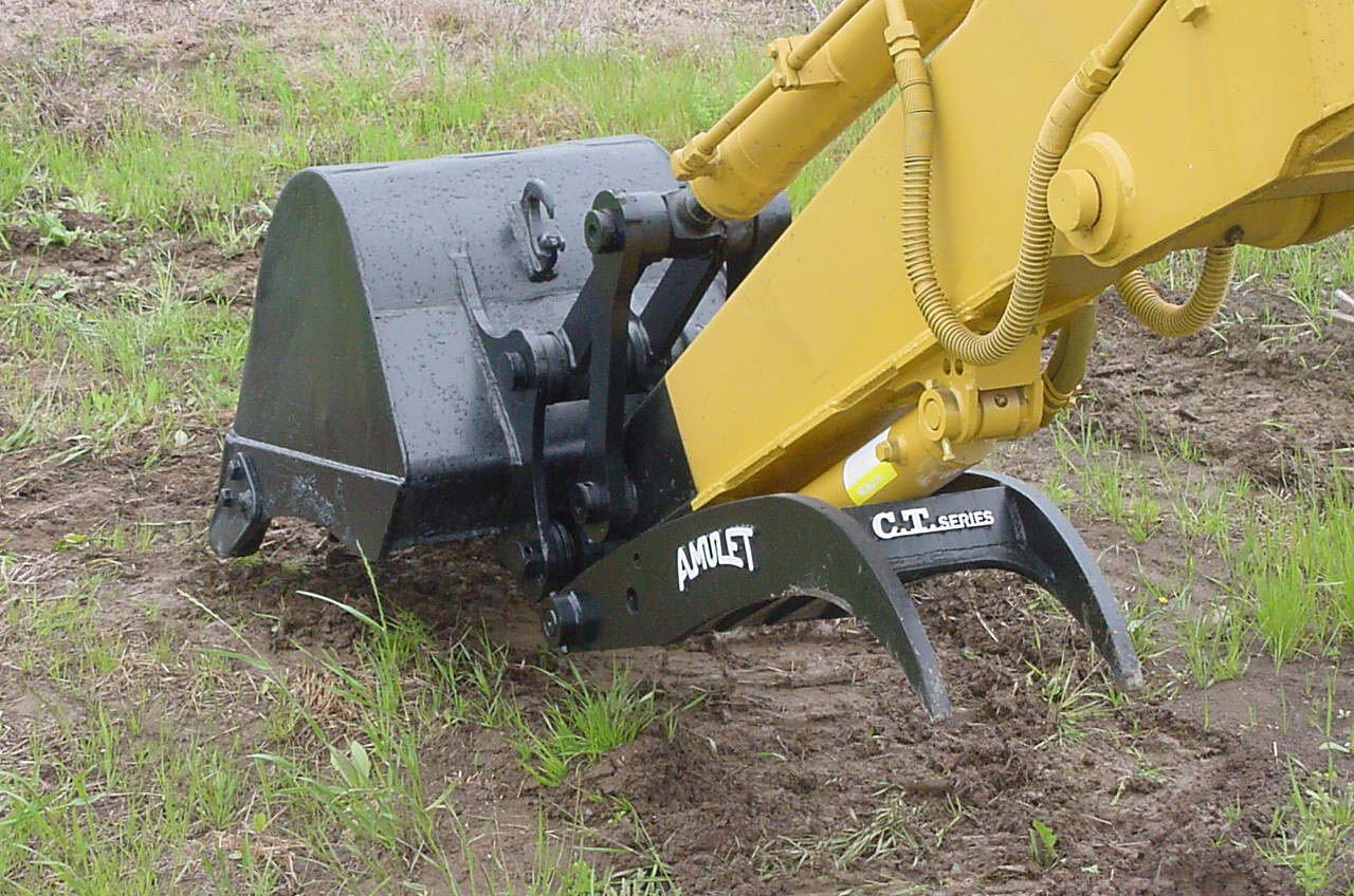 Amulet Manufacturing PowerBrute Hydraulic Thumb for Excavator & Backhoe
