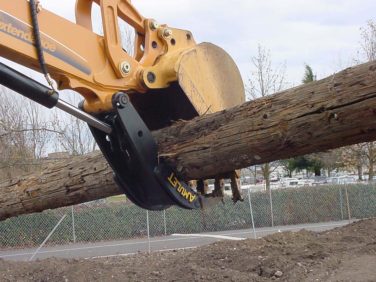 Amulet Manufacturing PowerBrute Hydraulic Thumb for Excavator & Backhoe