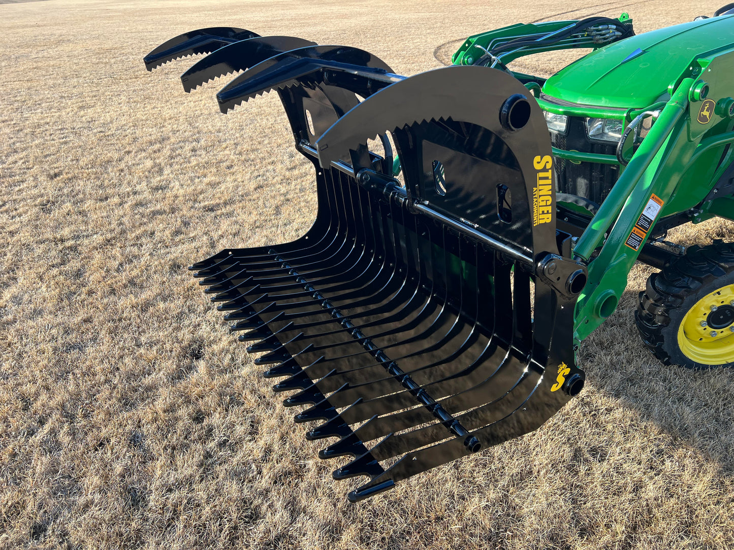 Stinger Attachments Compact Rock Grapple