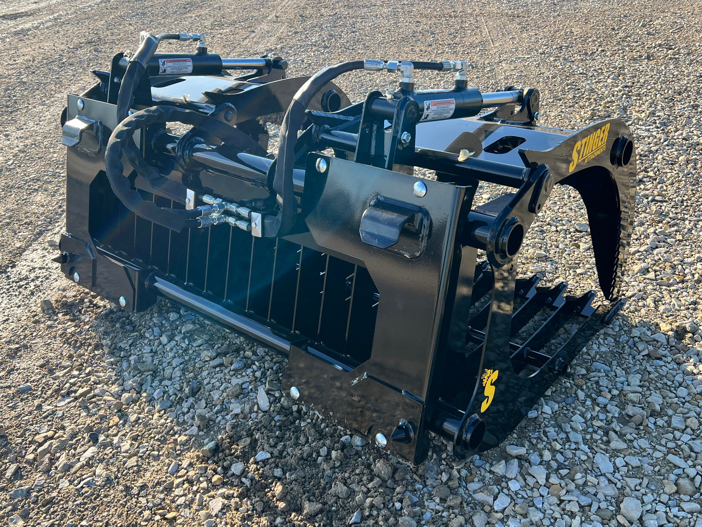 Stinger Attachments Compact Rock Grapple