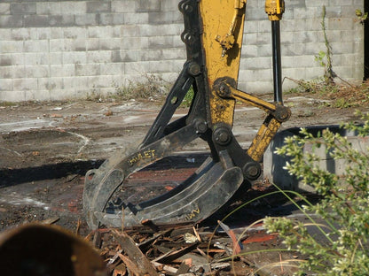 Amulet Manufacturing HoeMate Multi-Tine Rake for Excavator & Backhoe