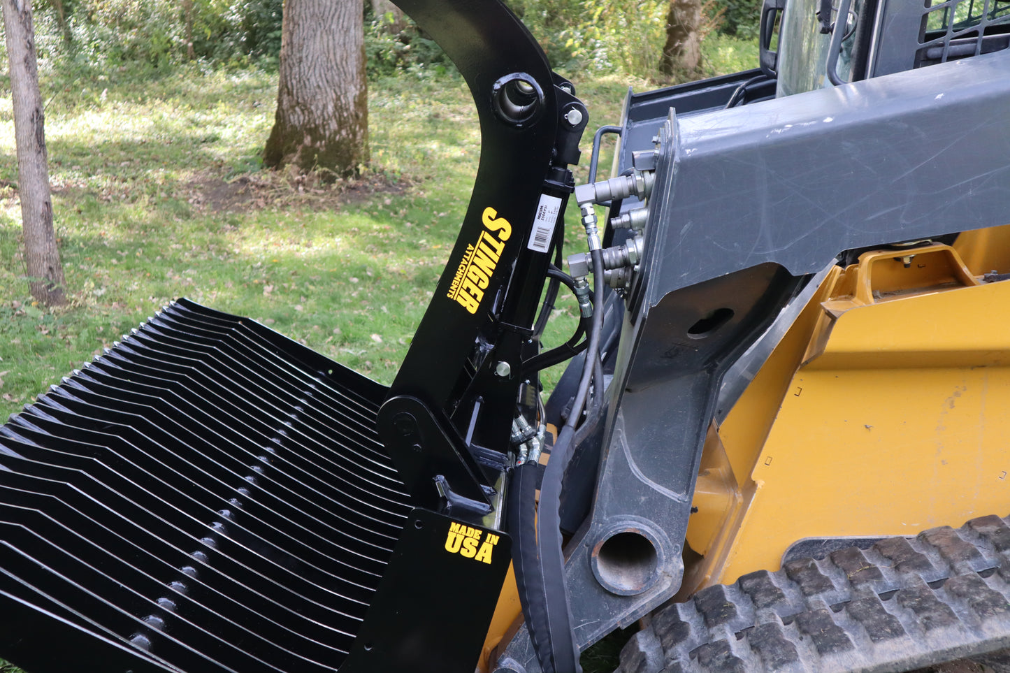 Stinger Attachments Open Sides Rock Grapple Bucket for Skid Steer